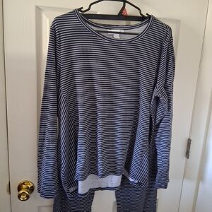 Liz Claiborne Navy and White Striped Pajama Top